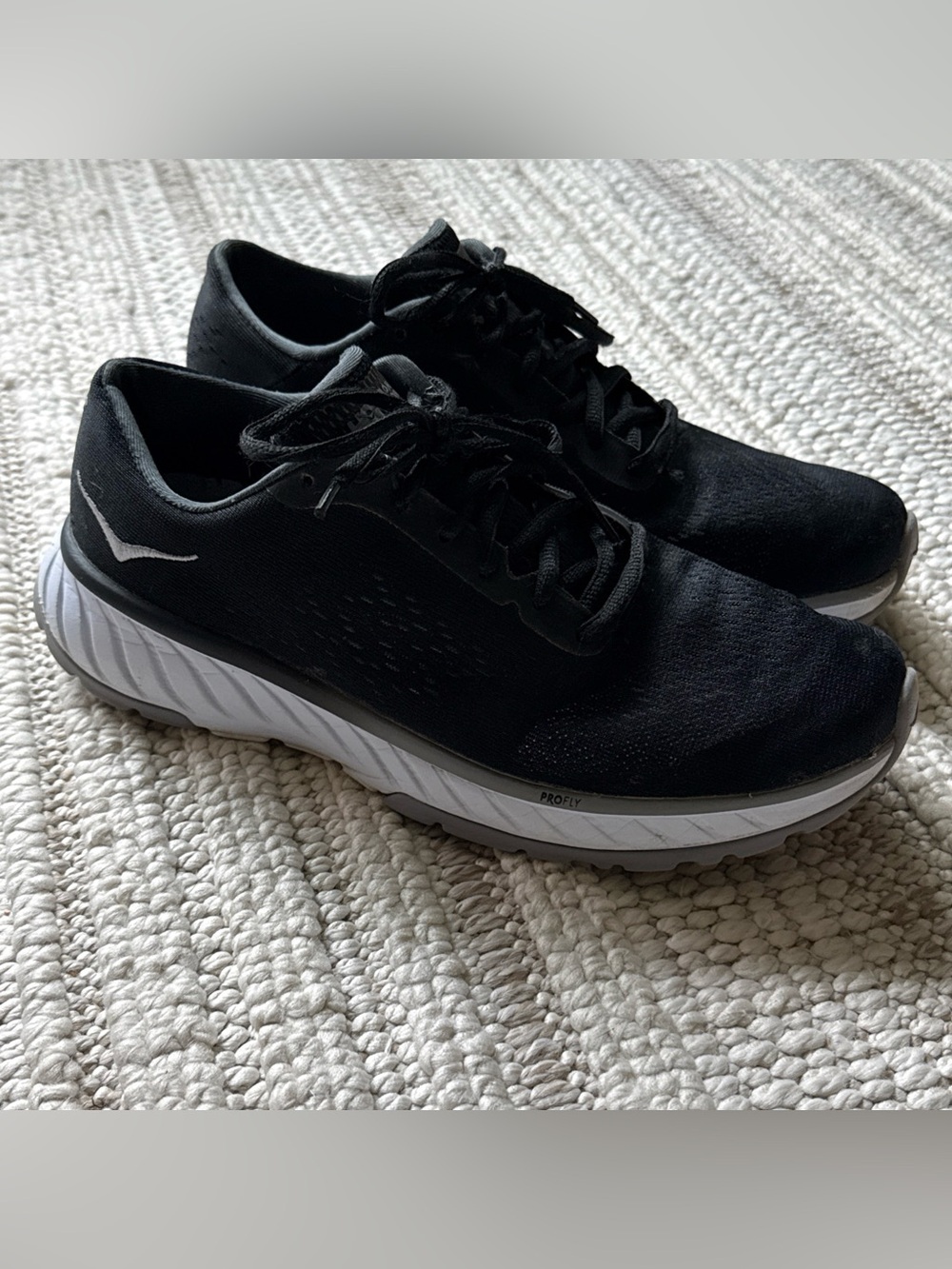 HOKA ONE ONE Cavu 2 Black White Women's Size 8 Lightweight Mesh Upper Running